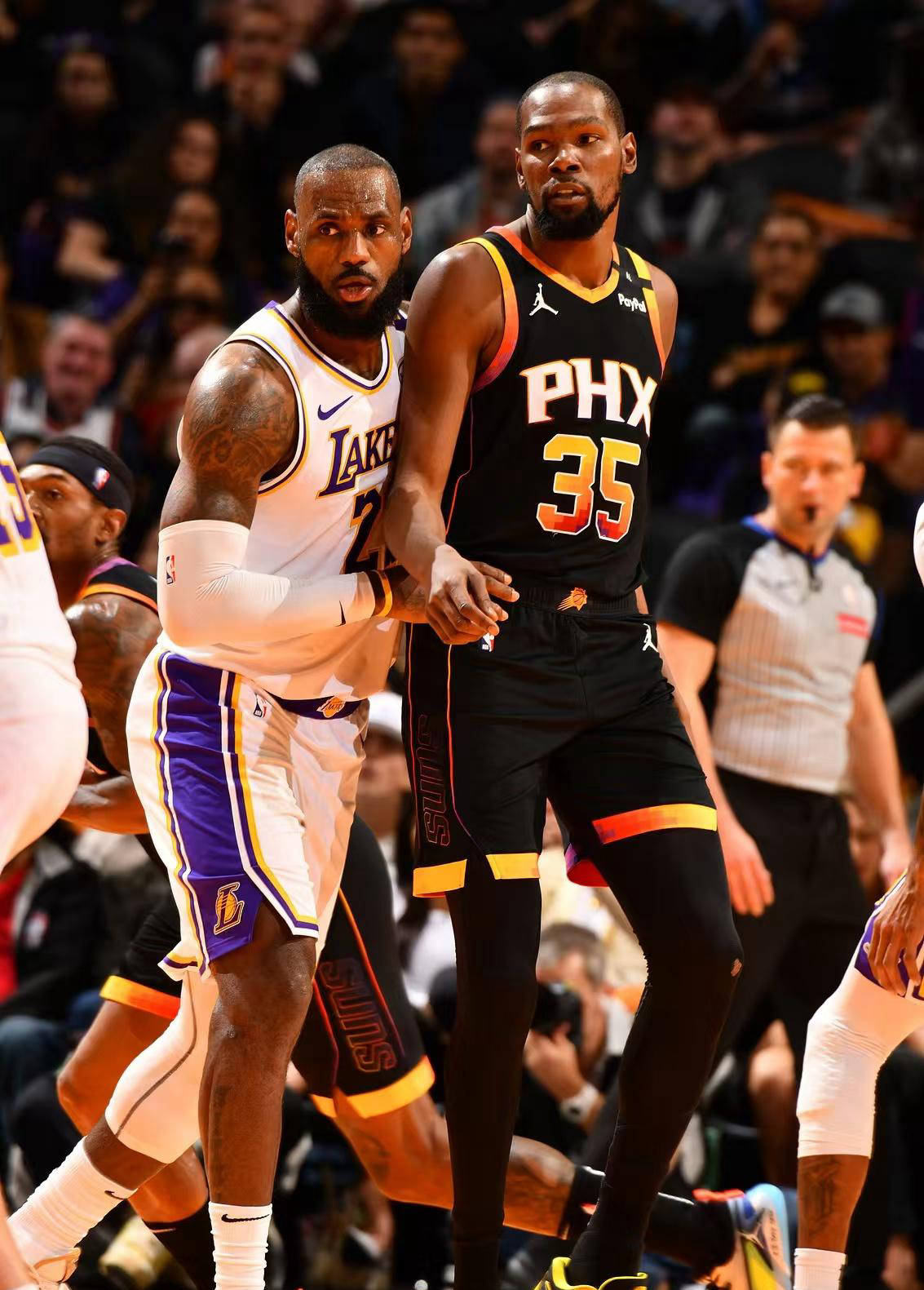 包含清晨莱比锡伤情更新：NBA常规赛节点到来，更衣室稳定，赛季目标并未改变的词条