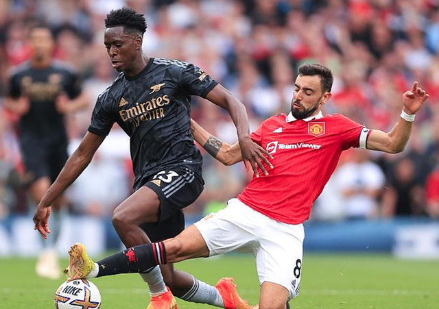 关于今夜阿森纳调整名单以备意大利杯；回应争议环节打磨；信心回归；赛程密集仍需轮换的信息