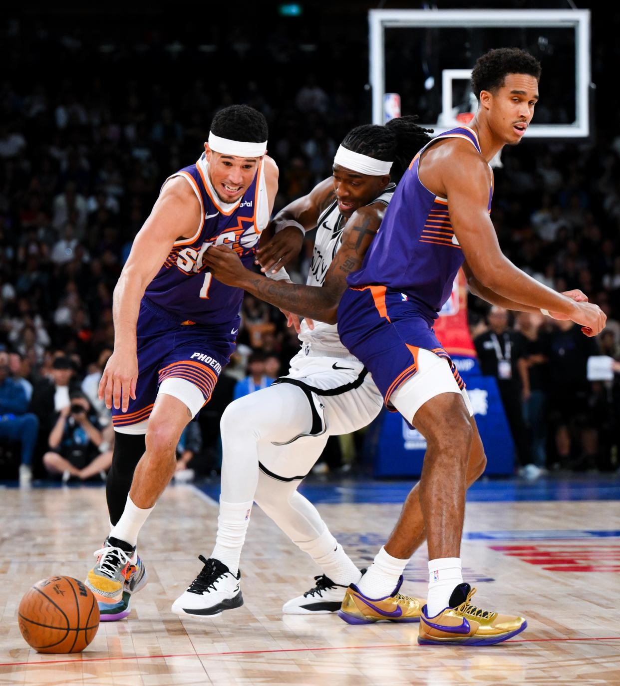 清晨NBA季后赛焦点战；拉齐奥状态回暖；赛场秩序良好；赛程密集仍需轮换的简单介绍